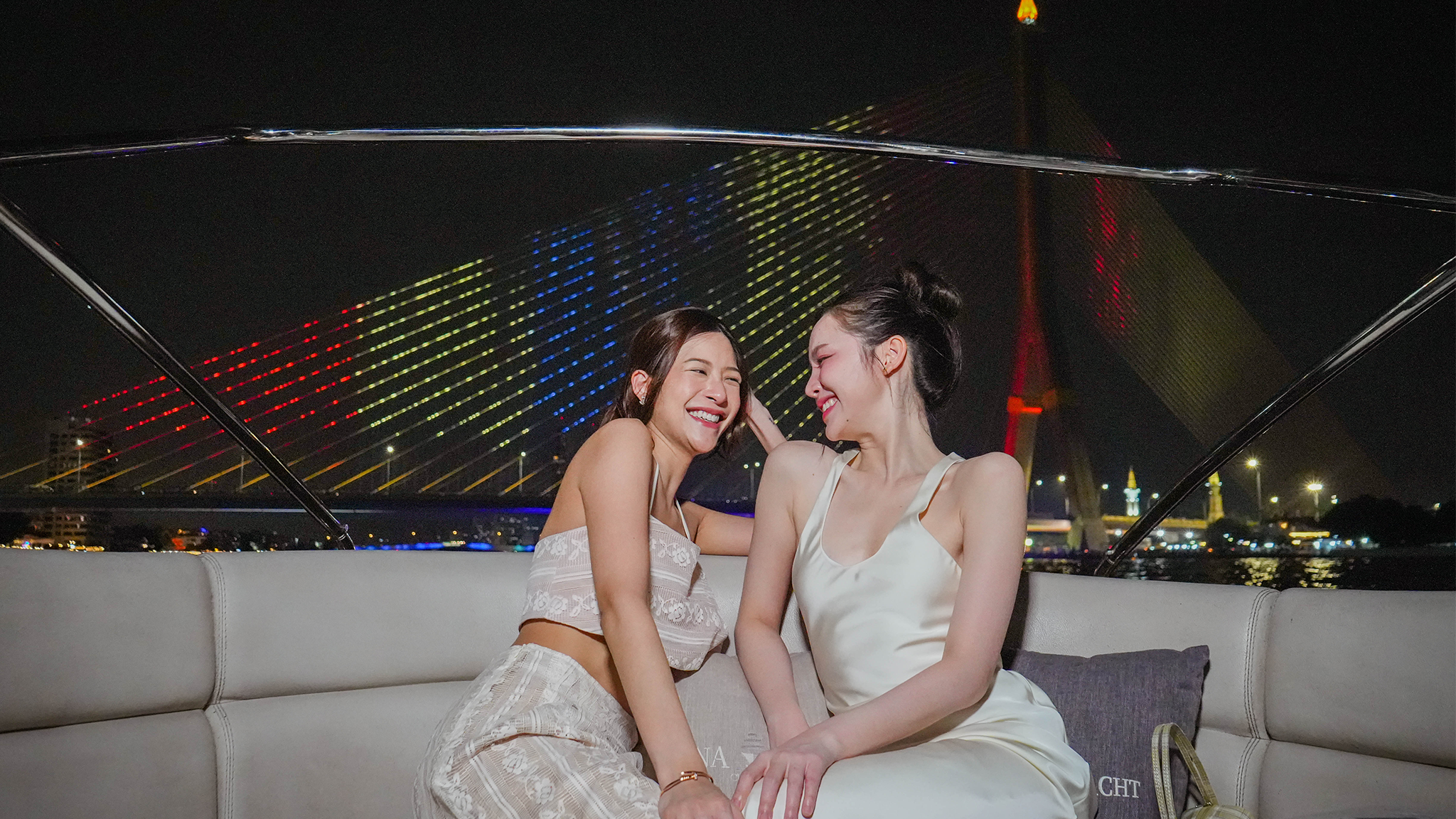 Vijit chaophraya_Khana Yacht Charter บริการเช่าเรือแม่น้ำเจ้าพระยา (1)