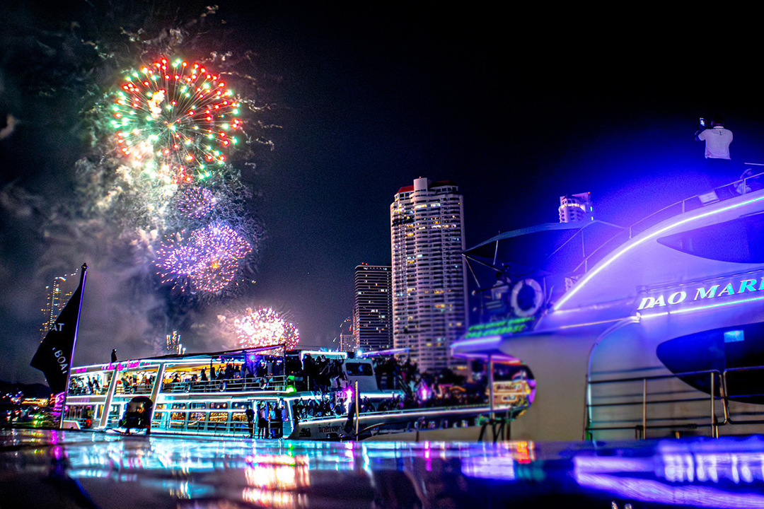countdown 2025_Khana Yacht Charter บริการเหมาลำแม่น้ำเจ้าพระยา (1)