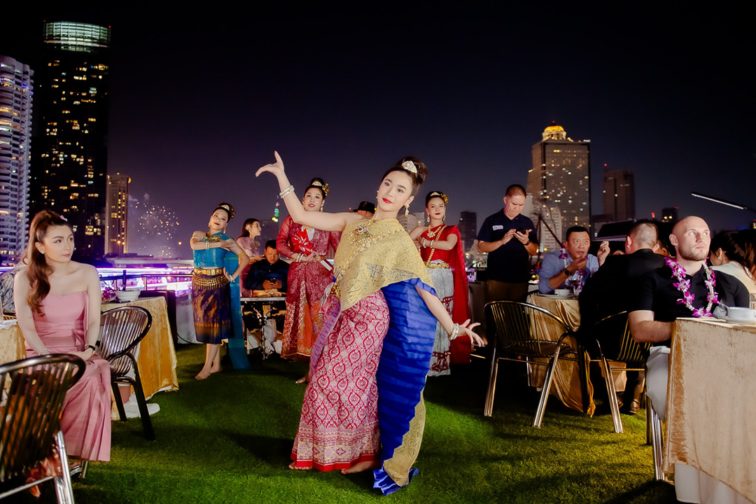 loy krathong 2025_Khana Yacht Charter บริการเหมาลำแม่น้ำเจ้าพระยา (8)