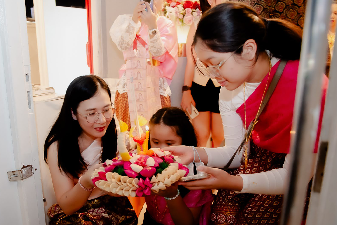 loy krathong 2025_Khana Yacht Charter บริการเหมาลำแม่น้ำเจ้าพระยา (9)